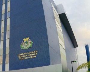 Depois do escândalo do edifício garagem, Vander perde poder na Aleam