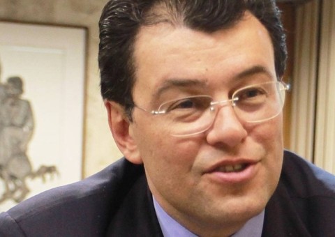  Apagão ocorreu por causa de falha em Furnas, diz ministro Eduardo Braga