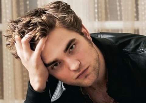  Robert Pattinson: conta que críticas criaram uma nuvem de insegurança sobre sua carreira