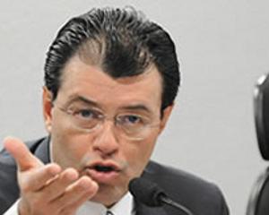 BRAGA TEM VOTOS, MAS FALTA TIME