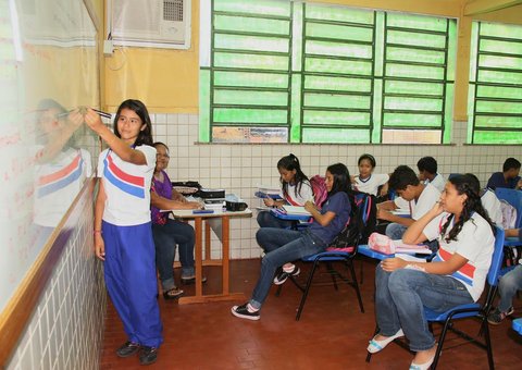 Programas executados pela Seduc contribuem para a redução do analfabetismo