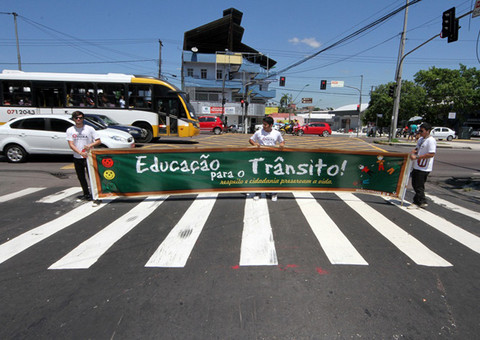 Educação para um trânsito mais segundo é intensificado pela PMM