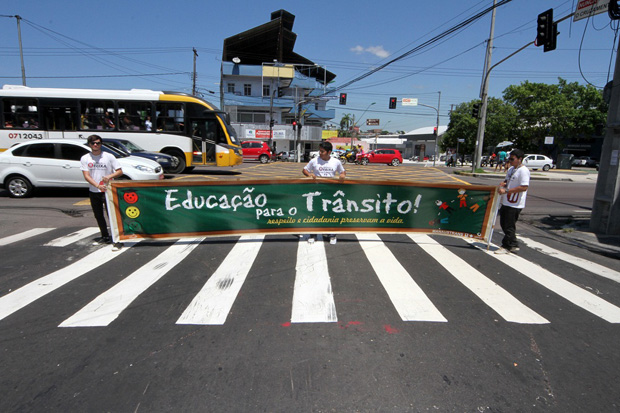 Educação para um trânsito mais segundo é intensificado pela PMM