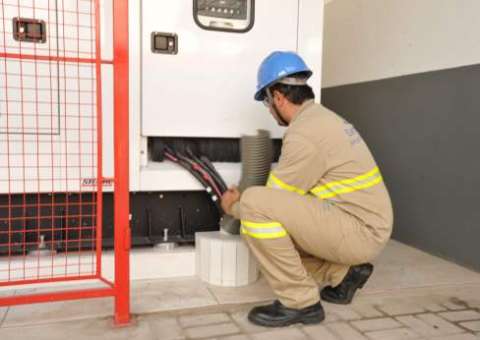 Eletrobras AM identifica ligações clandestinas no centro