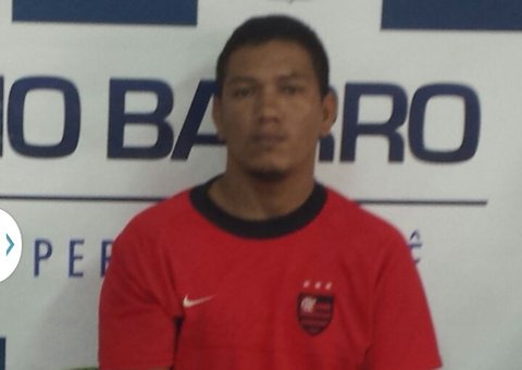 Polícia prende homens por tráfico e apreende mais de 4 kg de drogas