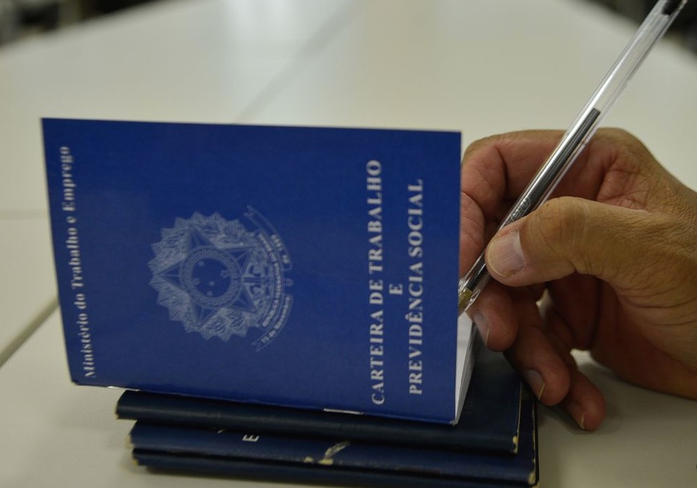 Empresa oferece vagas de emprego com benefícios em Manaus