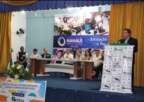 Encontro discute políticas públicas e captação de recursos