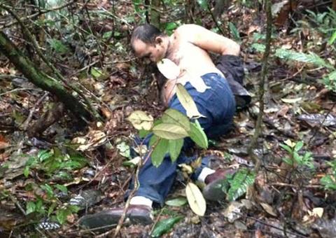 Cachorros acharam cadáver no KM 53 de estrada do Amazonas