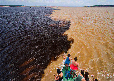 Manaus pode ganhar novo balneário com mirante para o encontro das água
