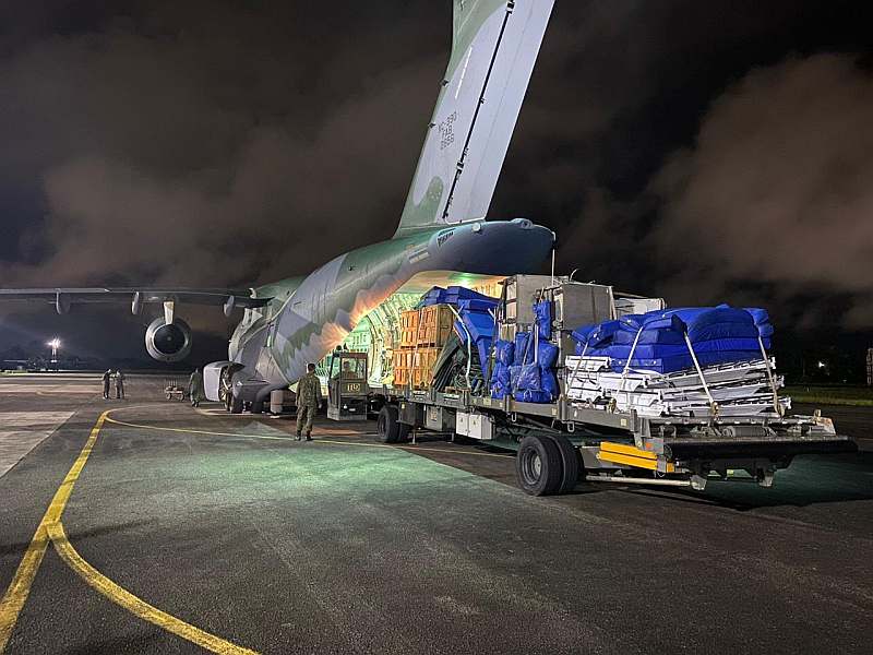 Enfermaria de campanha começa a ser montada no hospital Delphina Aziz