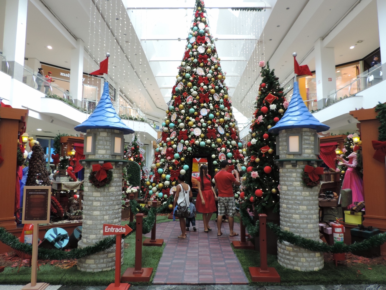 Papai Noel chega sábado ao Amazonas Shopping