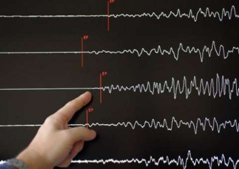 Terremoto de 6,7 graus perto de Barbados