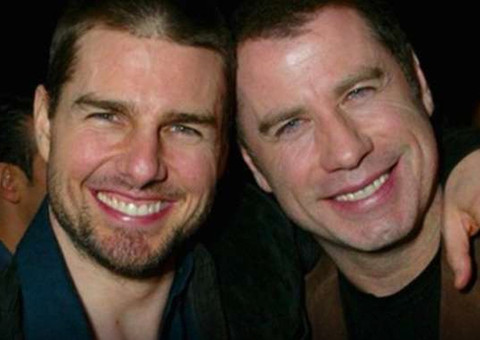 Tom Cruise e John Travolta são amantes há 30 anos, diz revista