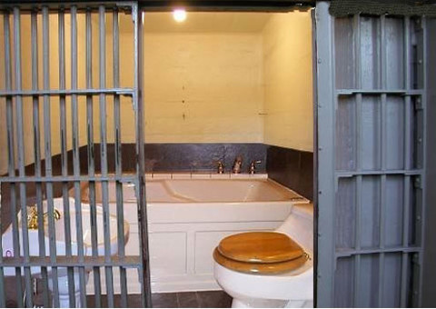 Prisão especial para quem tem diploma de nível superior pode acabar