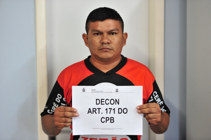 Caminhoneiro que fraudava venda de tijolos é preso por estelionato