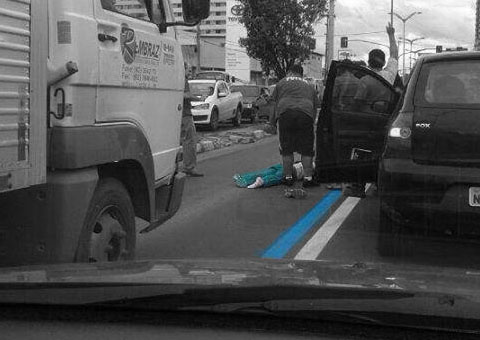 MANAUS: Garota é atropelada na faixa azul