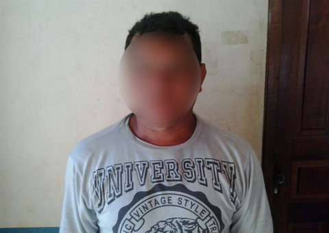 Mulher identifica estuprador entre manifestantes