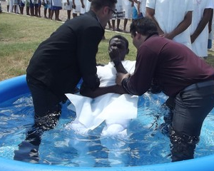 Poder publico não pode se render às igrejas