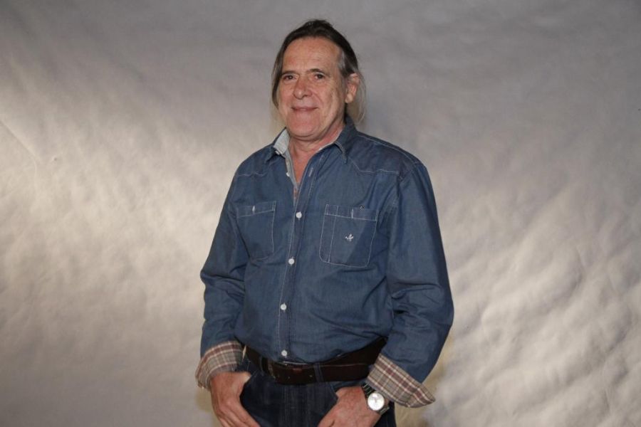 José de Abreu se revolta com assaltos, xinga muito no Twitter e causa polêmica