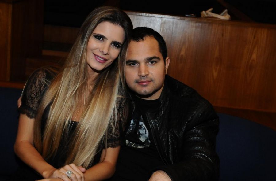 Mulher de Luciano Camargo dá chega pra lá em fã do marido