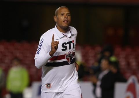 São Paulo viaja para Belo Horizonte com nove desfalques