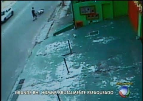 Imagens mostram jovem dando 12 facadas em vítima por briga de futebol