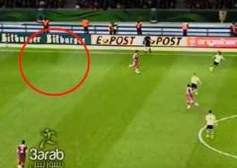 Fantasma é filmado em jogo do Bayern de Munique