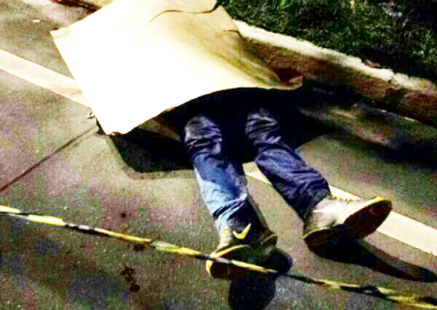 Chiclete com Banana, muita pancadaria e morte de soldado do exército por causa de mulher