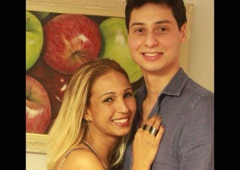 Valesca Popozuda assume namoro com empresário