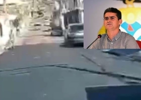 Sob pressão, David Almeida resolve demitir servidores que asfaltaram rua