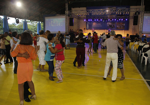 Dia dos Avós será comemorado com Tarde Dançante   
