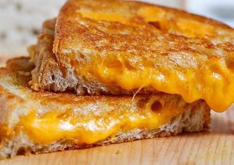 Fãs de misto quente fazem mais sexo e são pessoas melhores, diz pesquisa