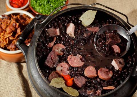 Você sabia que consumo de feijão pode evitar o câncer?