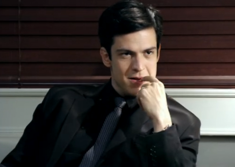 Jacques revela a Félix caso de César com Aline