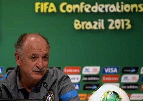 Felipão afirma que seleção "ainda não é uma das melhores do mundo"