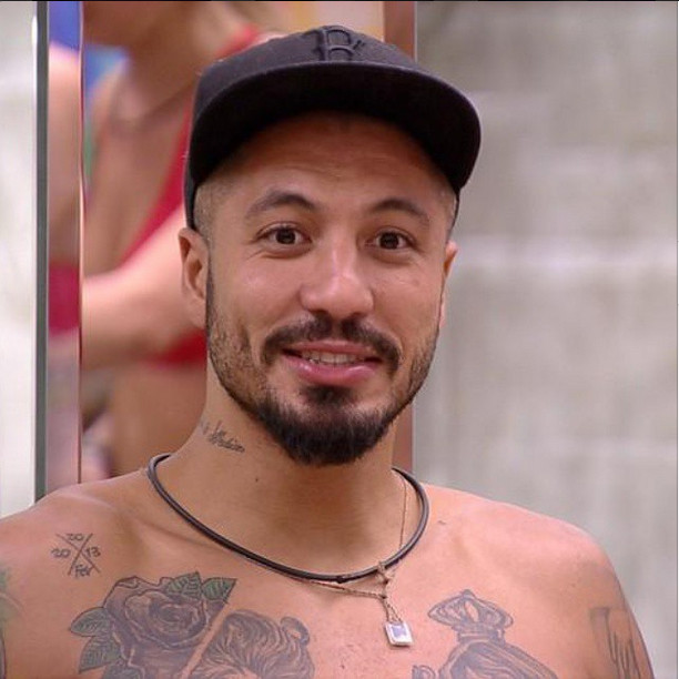 Fernando solta o verbo sobre Aline e Amanda: "Elas que se resolvam"