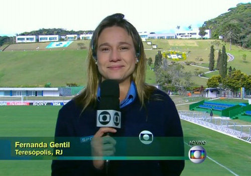 Fernanda Gentil chora ao vivo um dia após derrota do Brasil