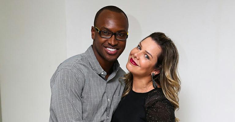 É hoje! Fernanda Souza e Thiaguinho sobem ao altar 