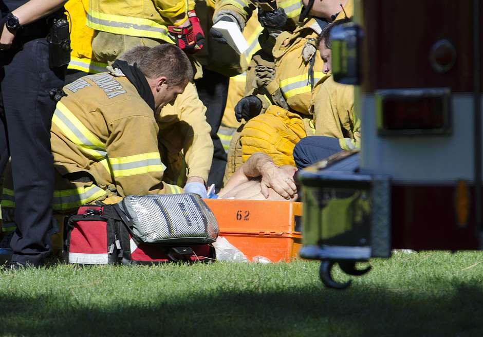 Fotos de Harrison Ford ensanguentado após queda de avião são divulgadas