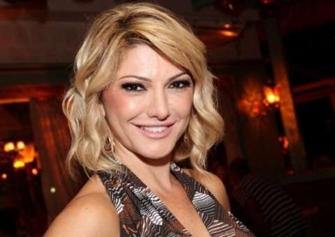 Feliz com herança, Antônia Fontenelle diz não ter mágoa das filhas de Marcos Paulo