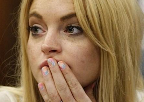 Lindsay Lohan e Kate Moss brigam e fazem escândalo em restaurante 