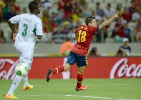 Espanha mantém 100% e pega Itália nas semifinais da Copa das Confederações