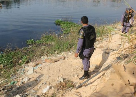IML remove corpo de desaparecido achado no igarapé de Educandos