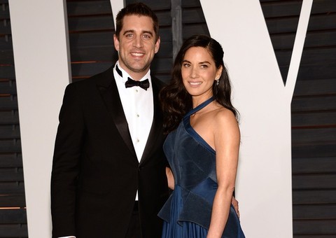 Vaza foto de famosa atriz fazendo sexo oral em astro do futebol