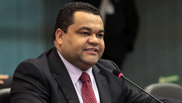 CMM retoma debate sobre proibição de flanelinhas como guardadores