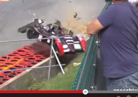 Terrível acidente durante corrida na Bélgica