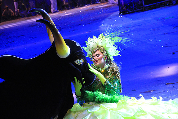 Venda de ingressos do festival de Parintins começa dia 28