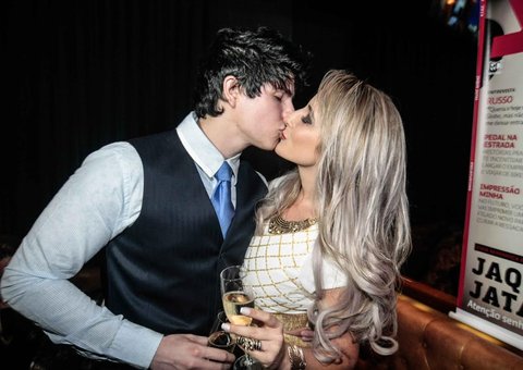  Festa de lançamento da edição de outubro/2014 da Revista Sexy,..