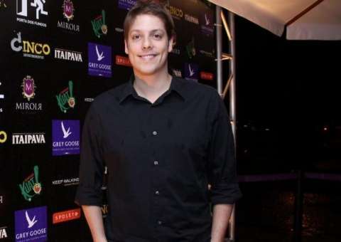 Sbt oferece programa solo a Fábio Porchat