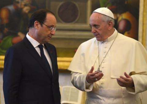 Presidente francês se reúne com Papa no Vaticano 